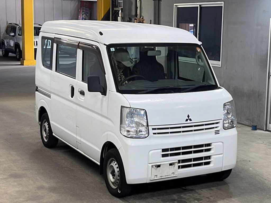 MITSUBISHI MINICAB