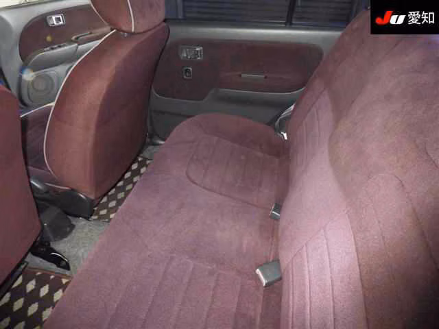 DAIHATSU MIRA GINO