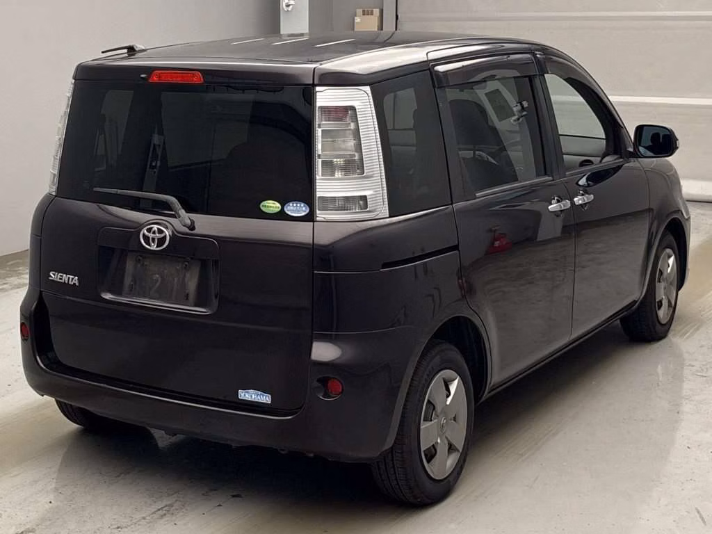 TOYOTA SIENTA