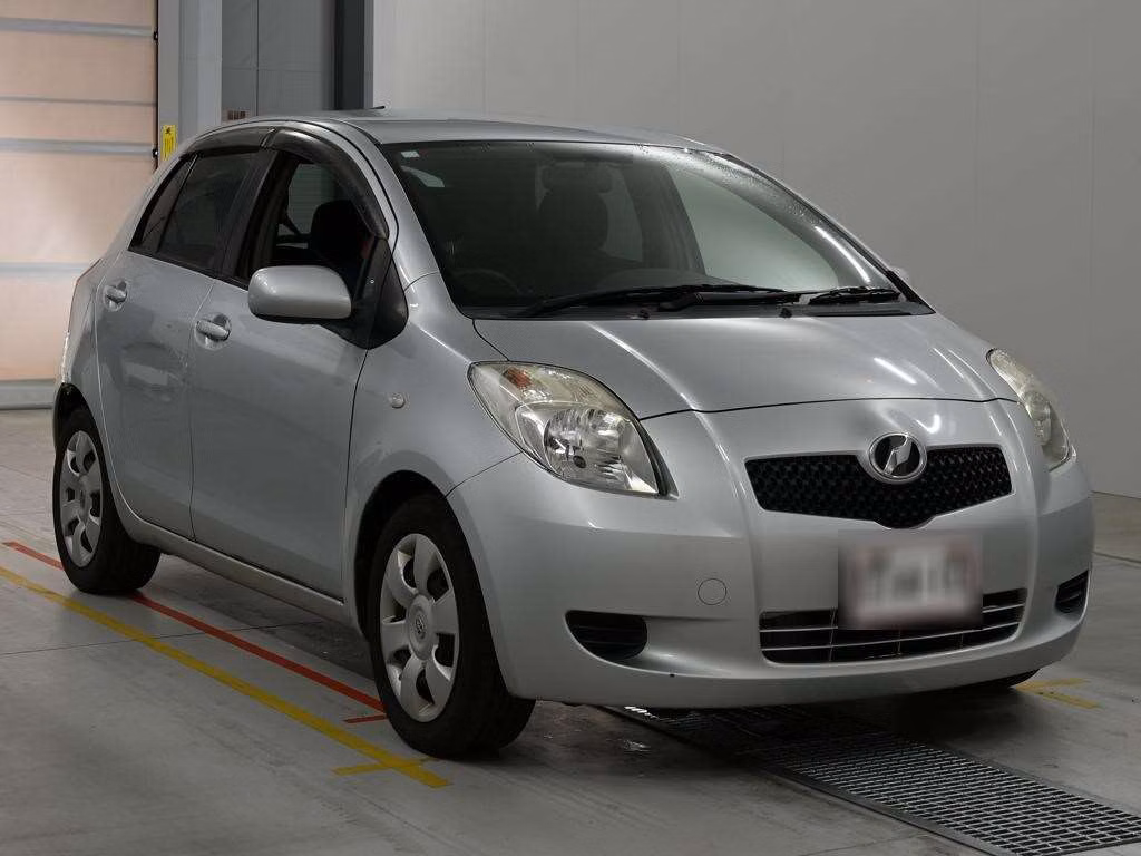 TOYOTA VITZ