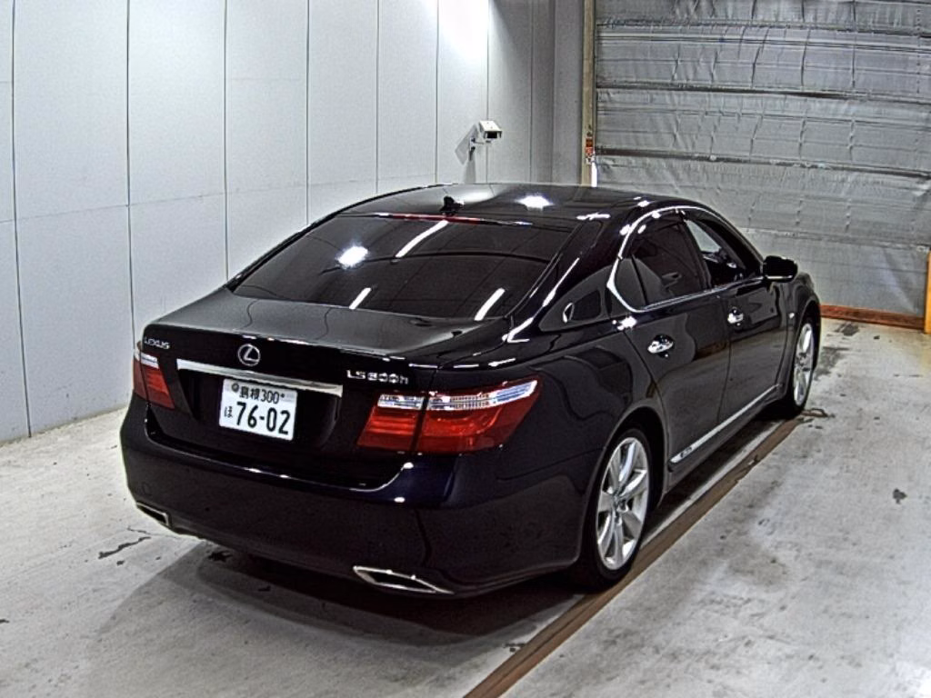 LEXUS LS600H
