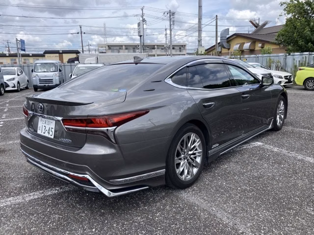 LEXUS LS500H
