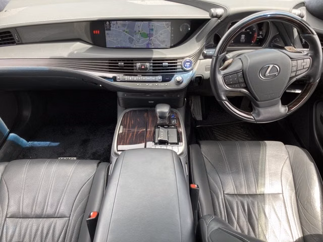 LEXUS LS500H