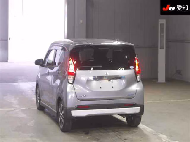 MITSUBISHI EK X