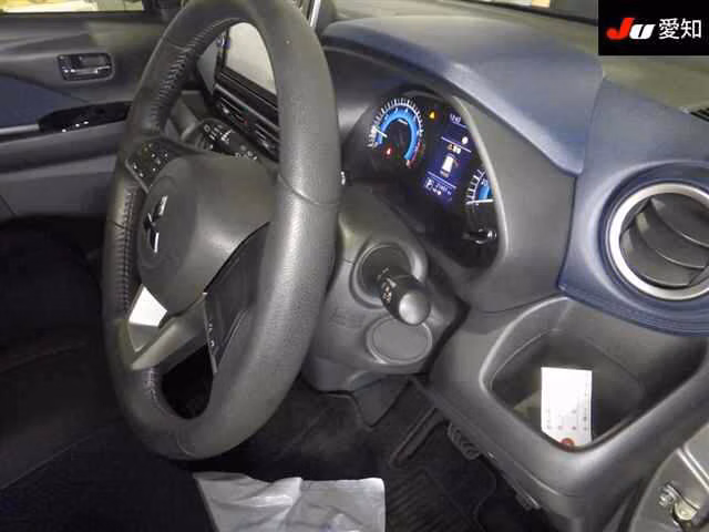 MITSUBISHI EK X