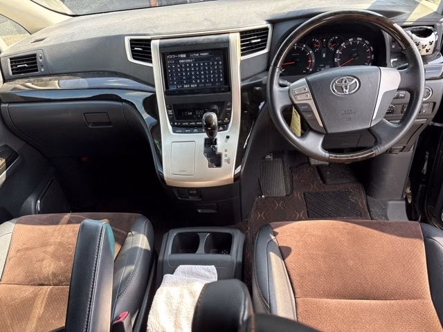 TOYOTA ALPHARD