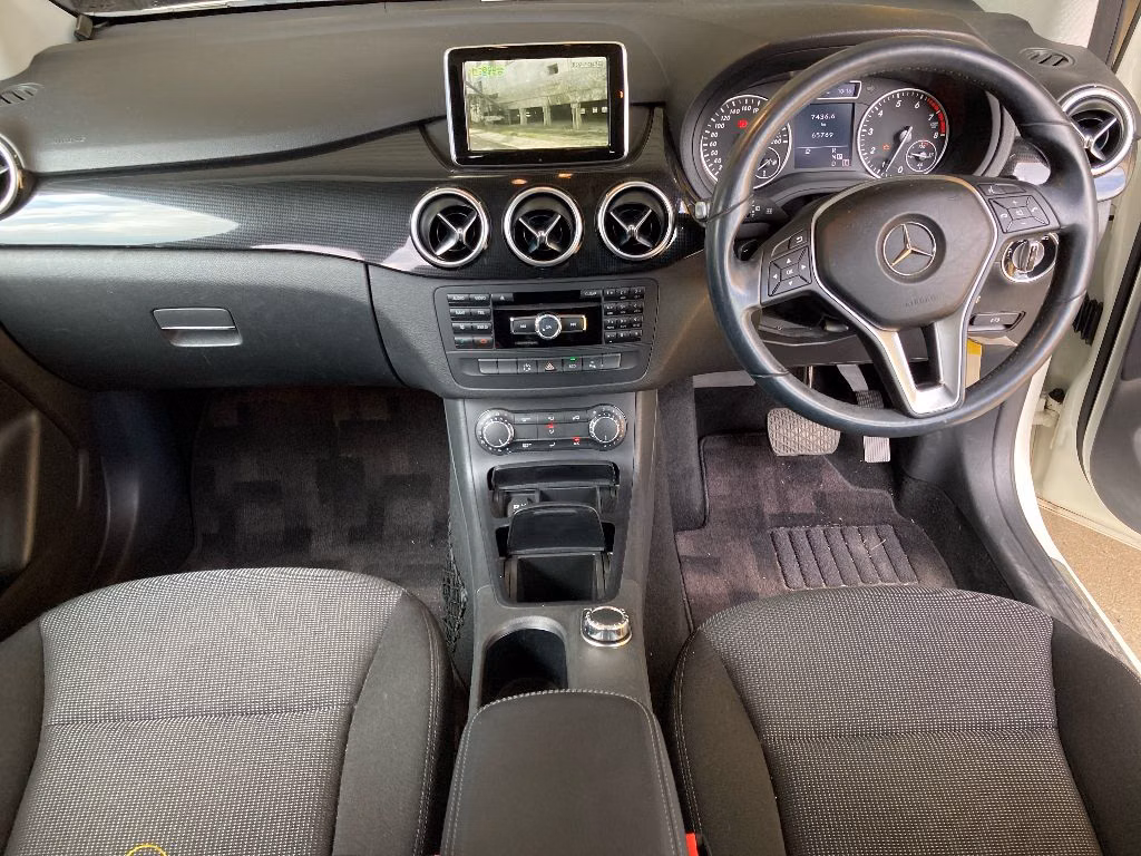 MERCEDES-BENZ B-CLASS