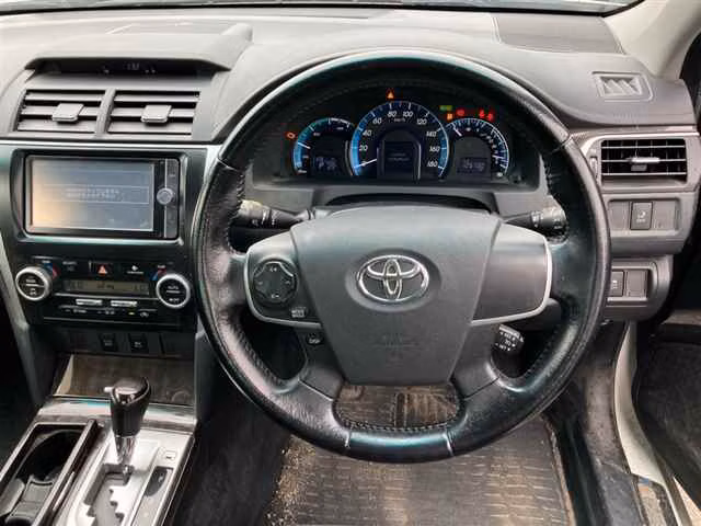 TOYOTA CAMRY