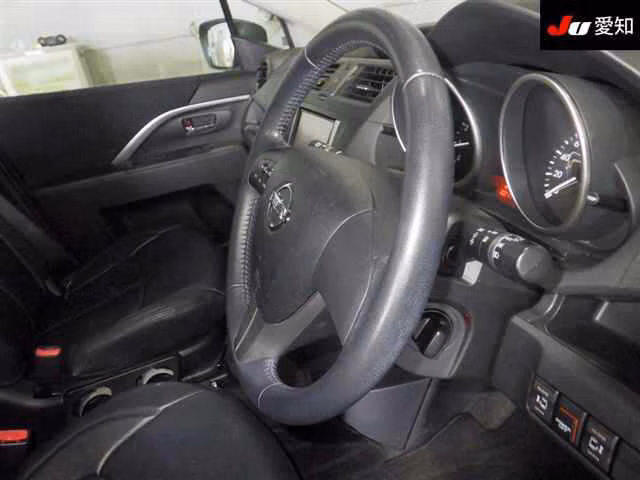 NISSAN LAFESTA