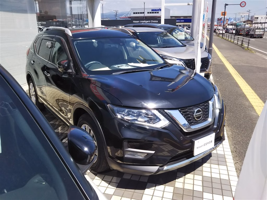 NISSAN X-TRAIL