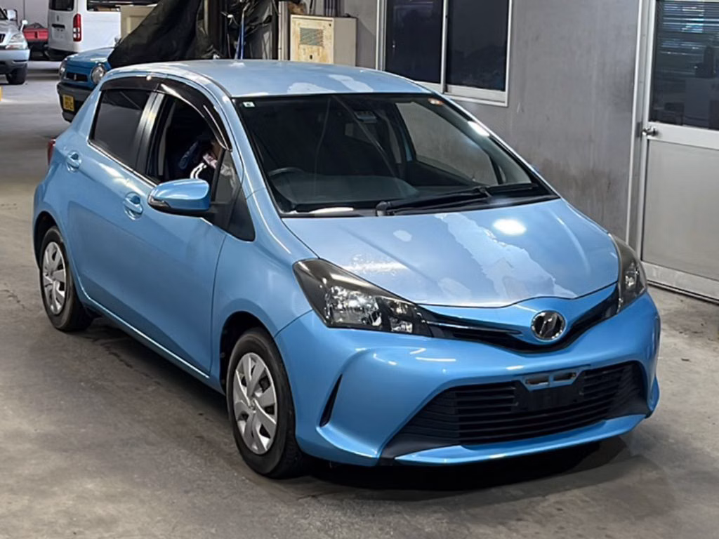 TOYOTA VITZ