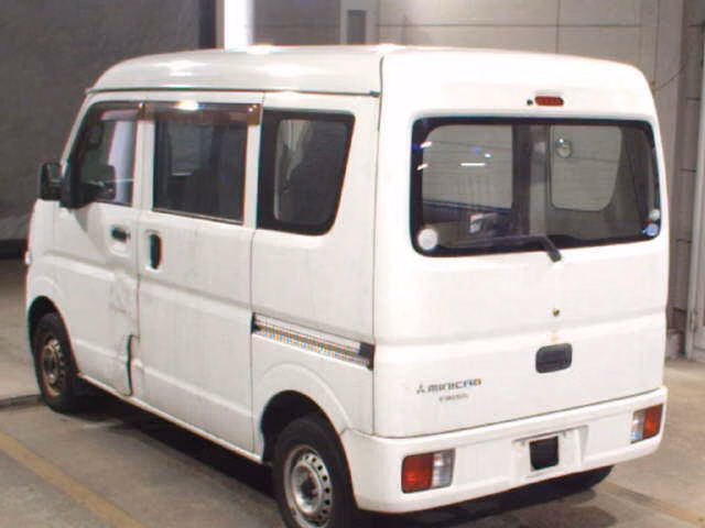 MITSUBISHI MINICAB