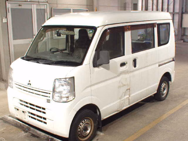 MITSUBISHI MINICAB