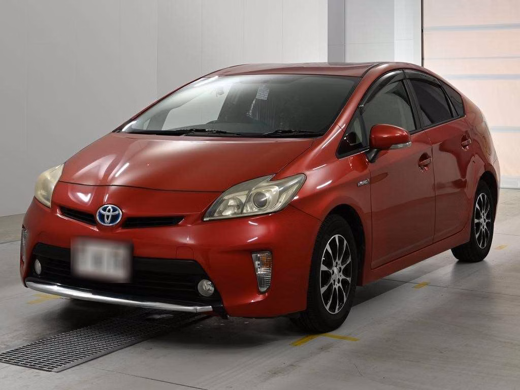 TOYOTA PRIUS