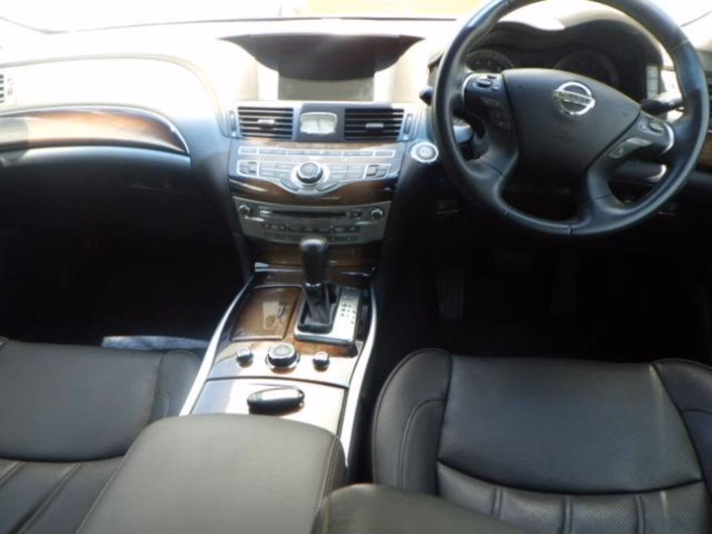 NISSAN CIMA