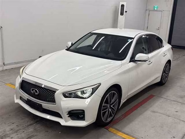 NISSAN SKYLINE