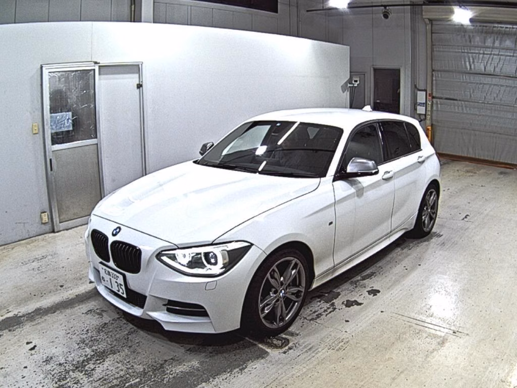 BMW 1-SERIES