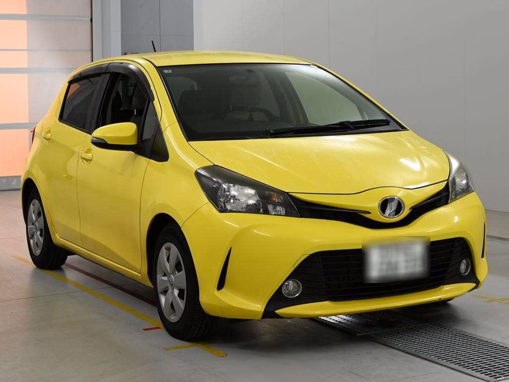 TOYOTA VITZ