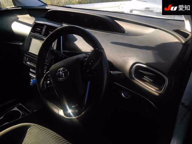 TOYOTA PRIUS PHV