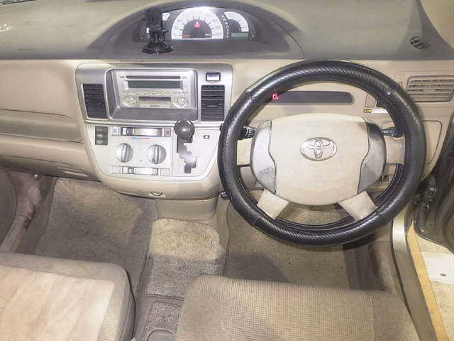 TOYOTA RAUM