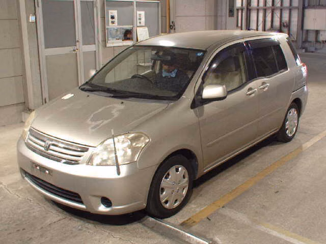 TOYOTA RAUM
