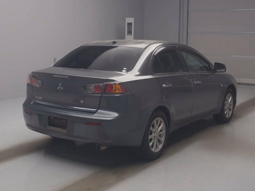 MITSUBISHI GALANT FORTIS
