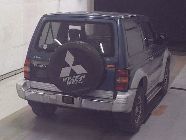 MITSUBISHI PAJERO