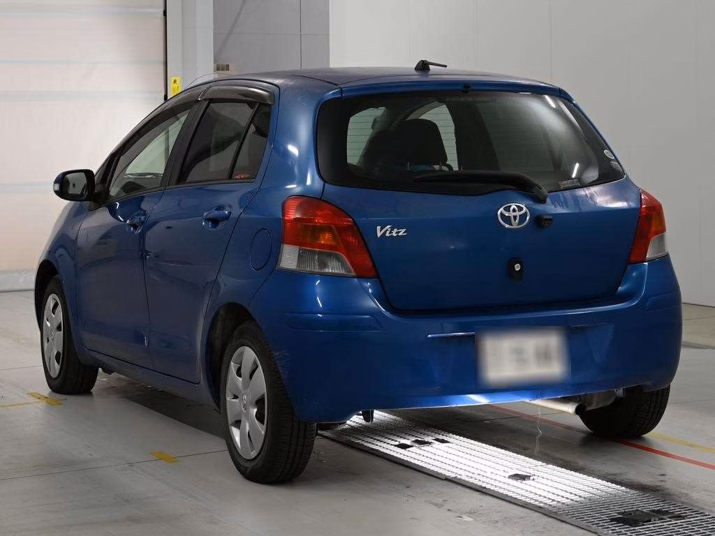 TOYOTA VITZ