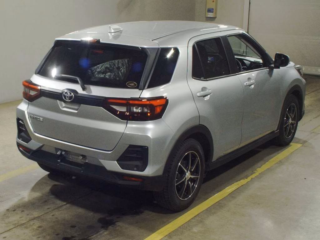 TOYOTA RAIZE