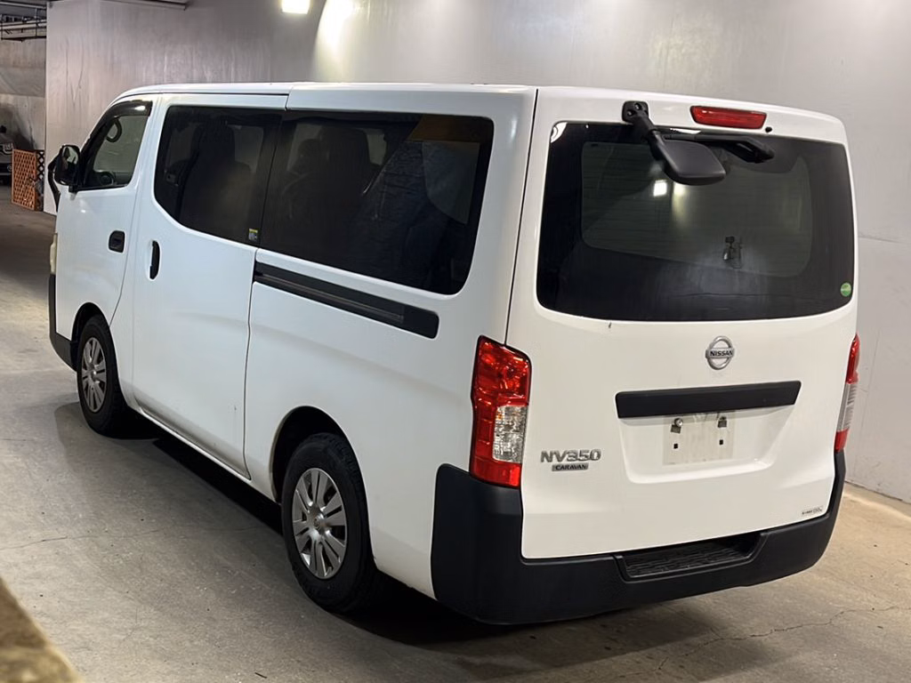 NISSAN NV350 CARAVAN