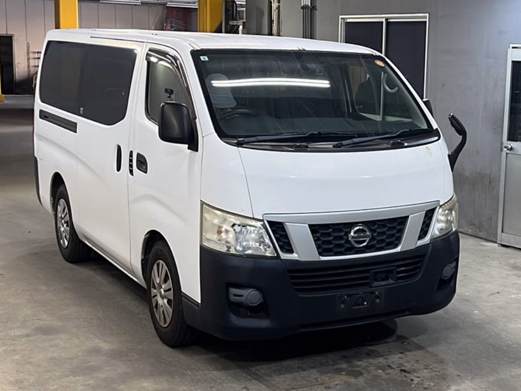 NISSAN NV350 CARAVAN