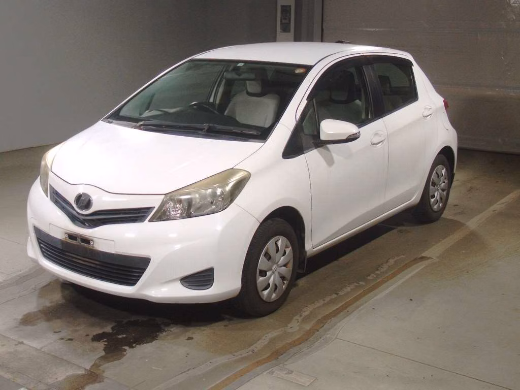 TOYOTA VITZ