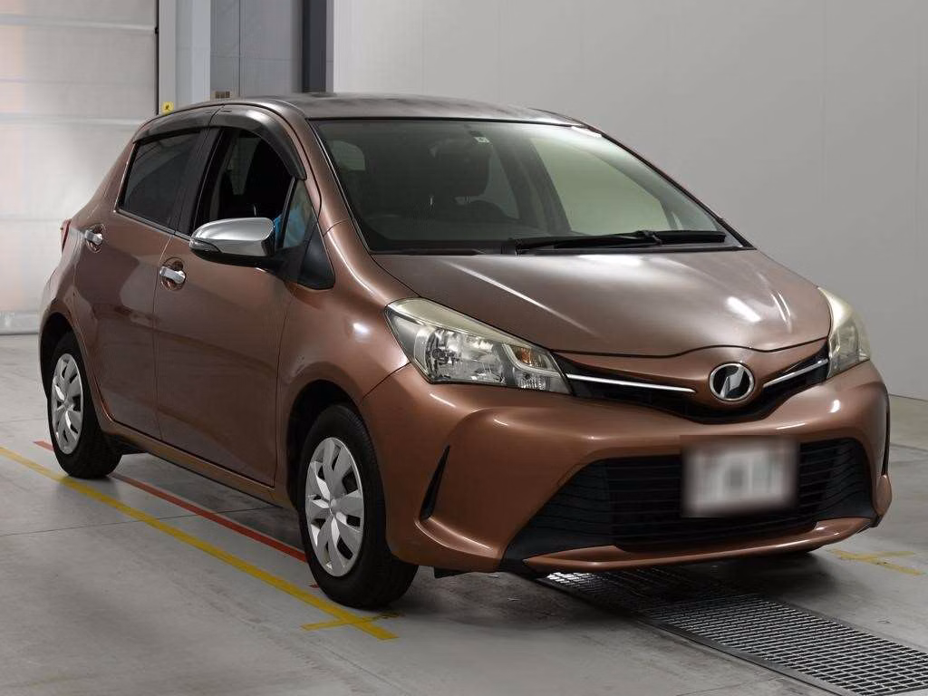 TOYOTA VITZ