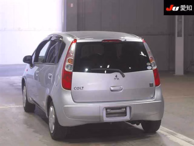 MITSUBISHI COLT