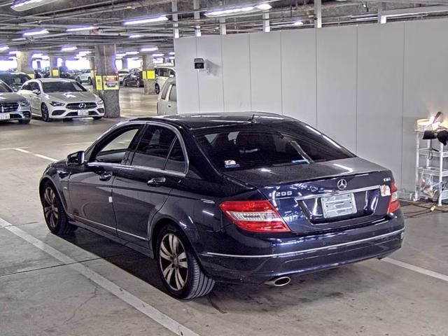 MERCEDES-BENZ C-CLASS
