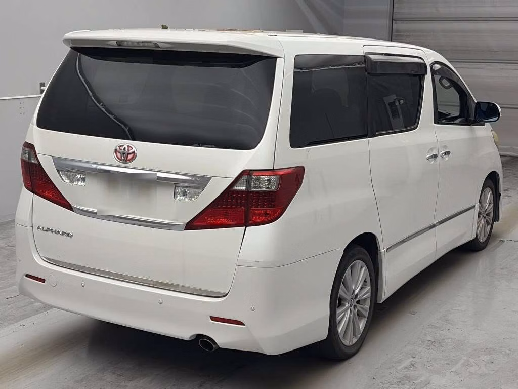 TOYOTA ALPHARD