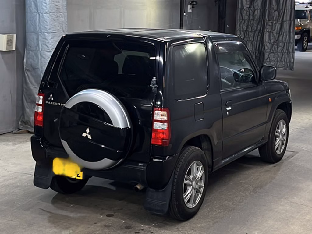 MITSUBISHI PAJERO MINI