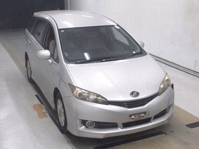 TOYOTA WISH