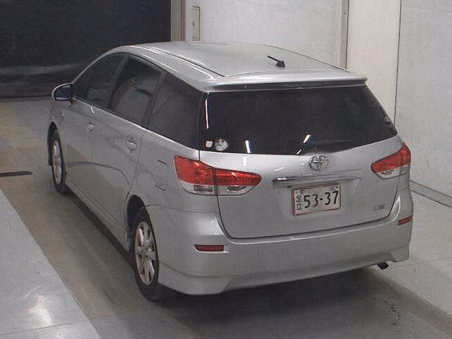 TOYOTA WISH