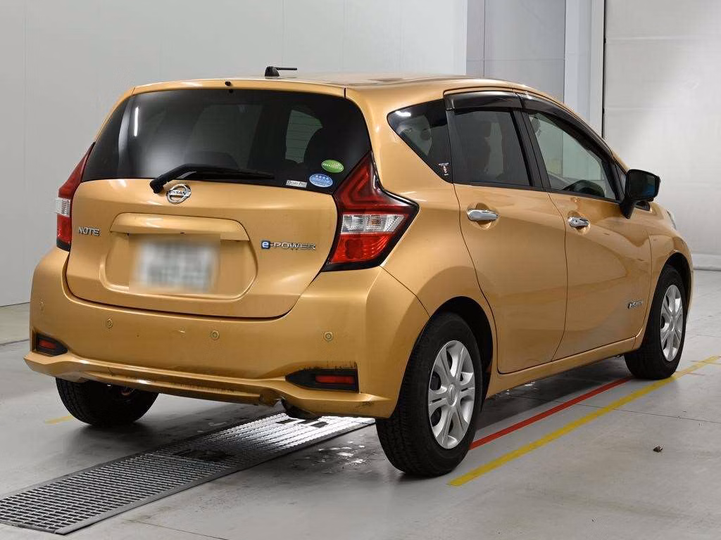 NISSAN NOTE