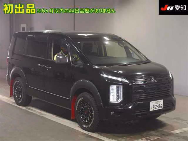 MITSUBISHI DELICA D:5