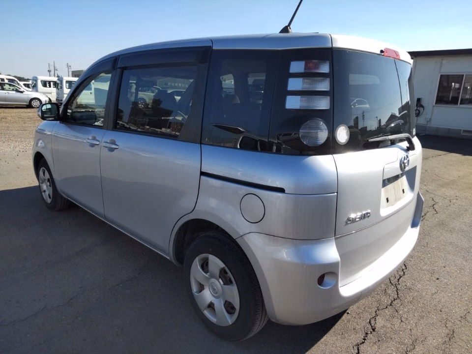 TOYOTA SIENTA