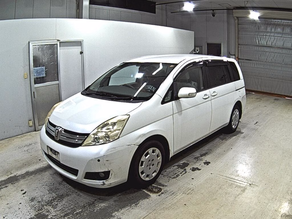 TOYOTA ISIS