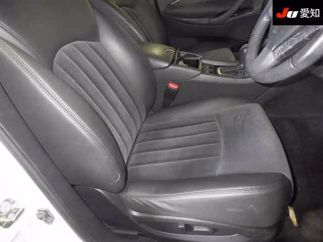NISSAN SKYLINE CROSSOVER