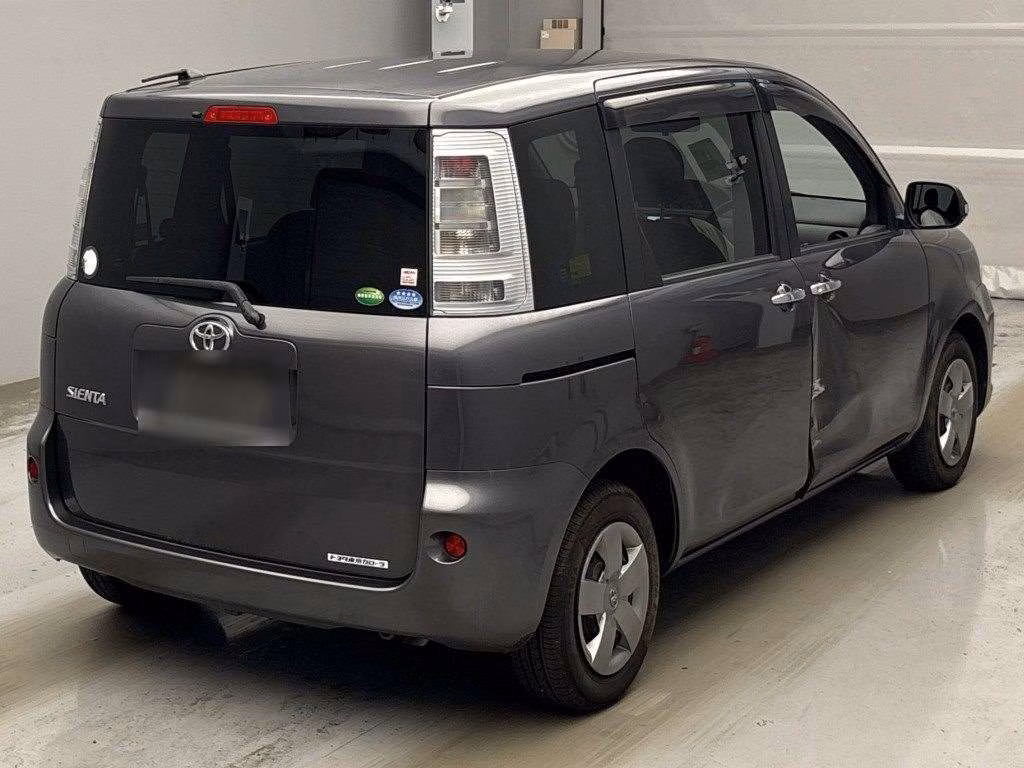 TOYOTA SIENTA