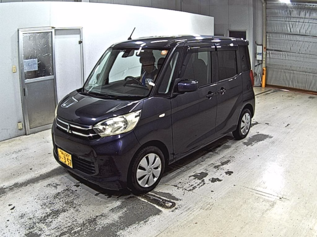 MITSUBISHI EK SPACE