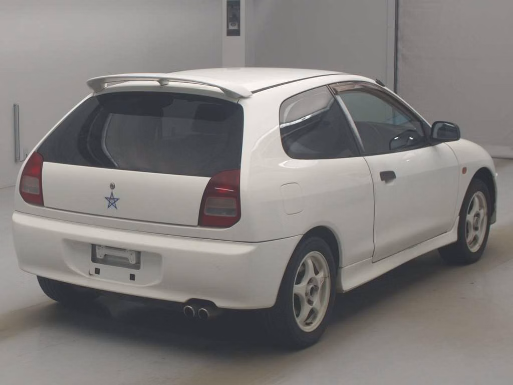 MITSUBISHI MIRAGE