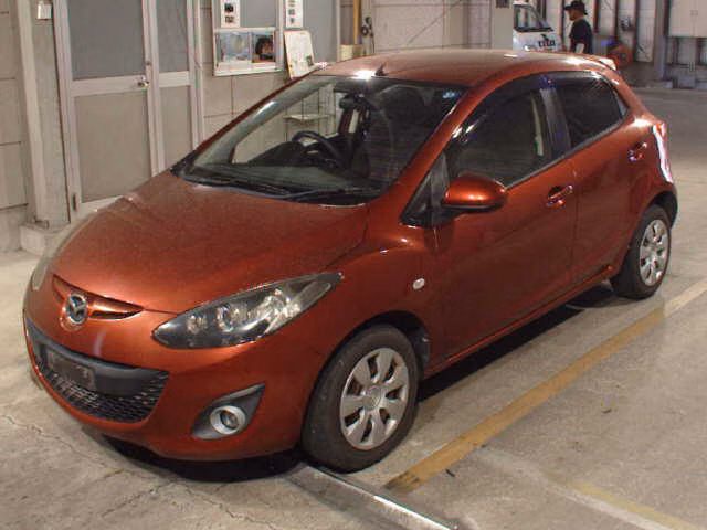 MAZDA DEMIO