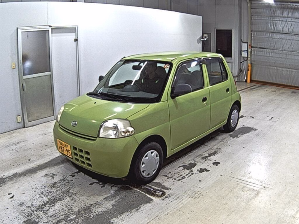 DAIHATSU ESSE