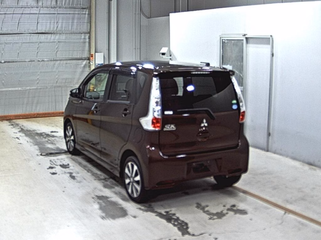 MITSUBISHI EK CUSTOM